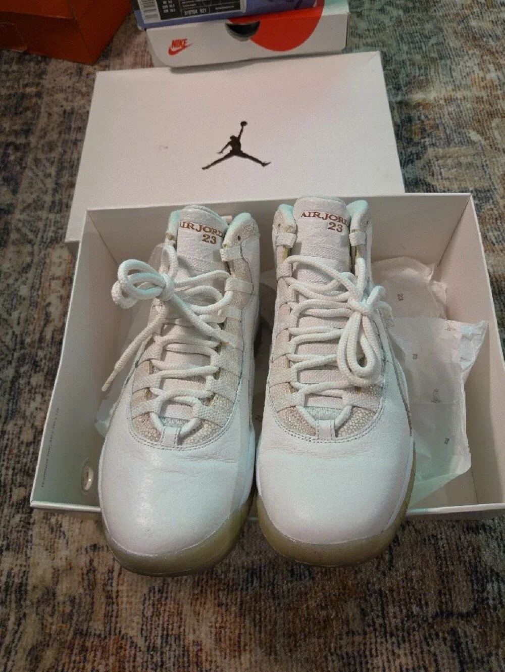 Air Jordan Retro OVO Drake 10'sWhite and Cream High-Top Sneakers S. 11